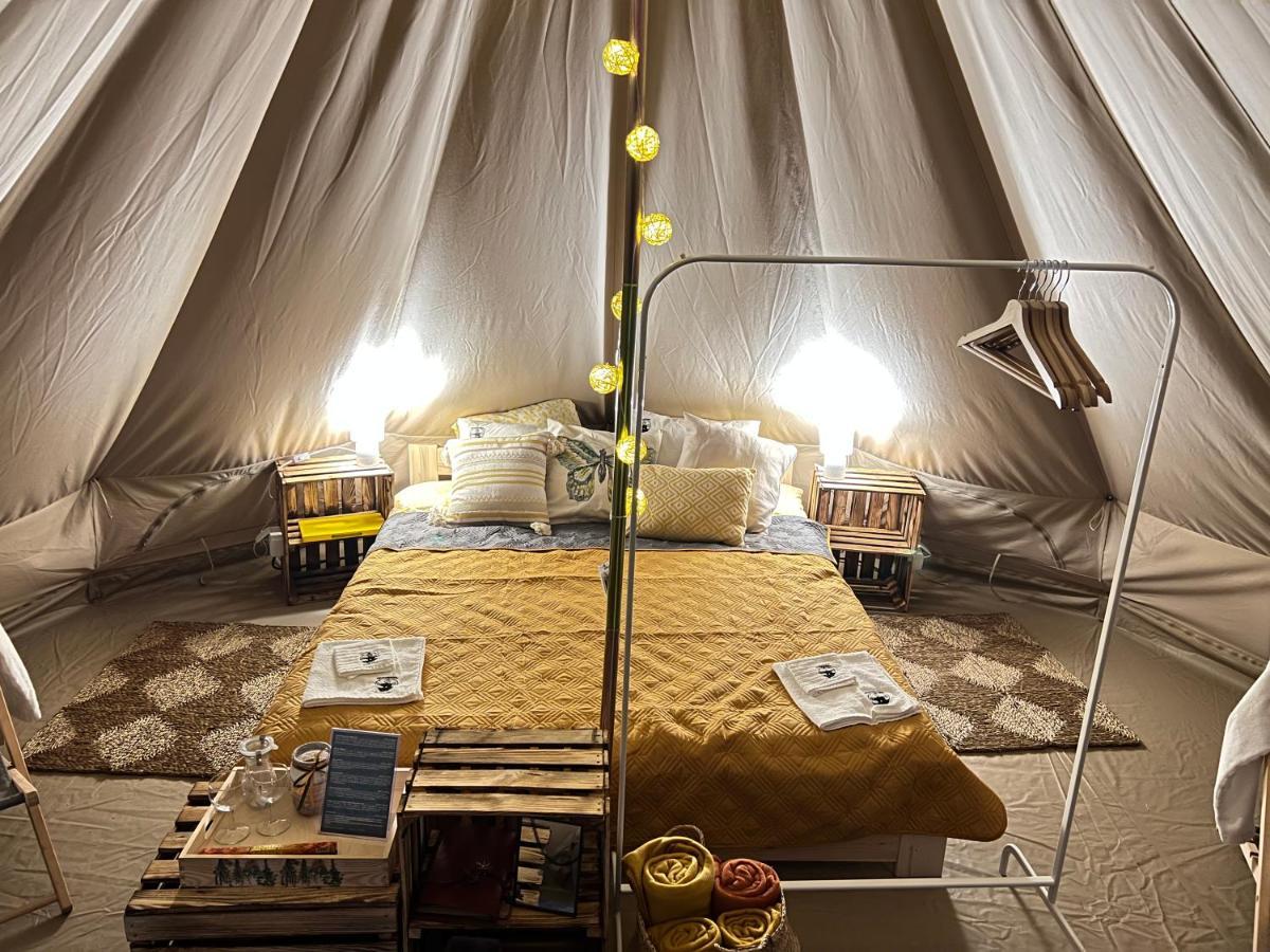Отель Glamping Bieszczady Z Jacuzzi I Basenem Солина Экстерьер фото