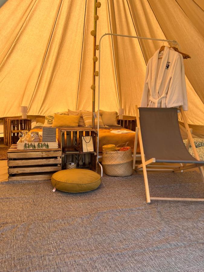Отель Glamping Bieszczady Z Jacuzzi I Basenem Солина Экстерьер фото