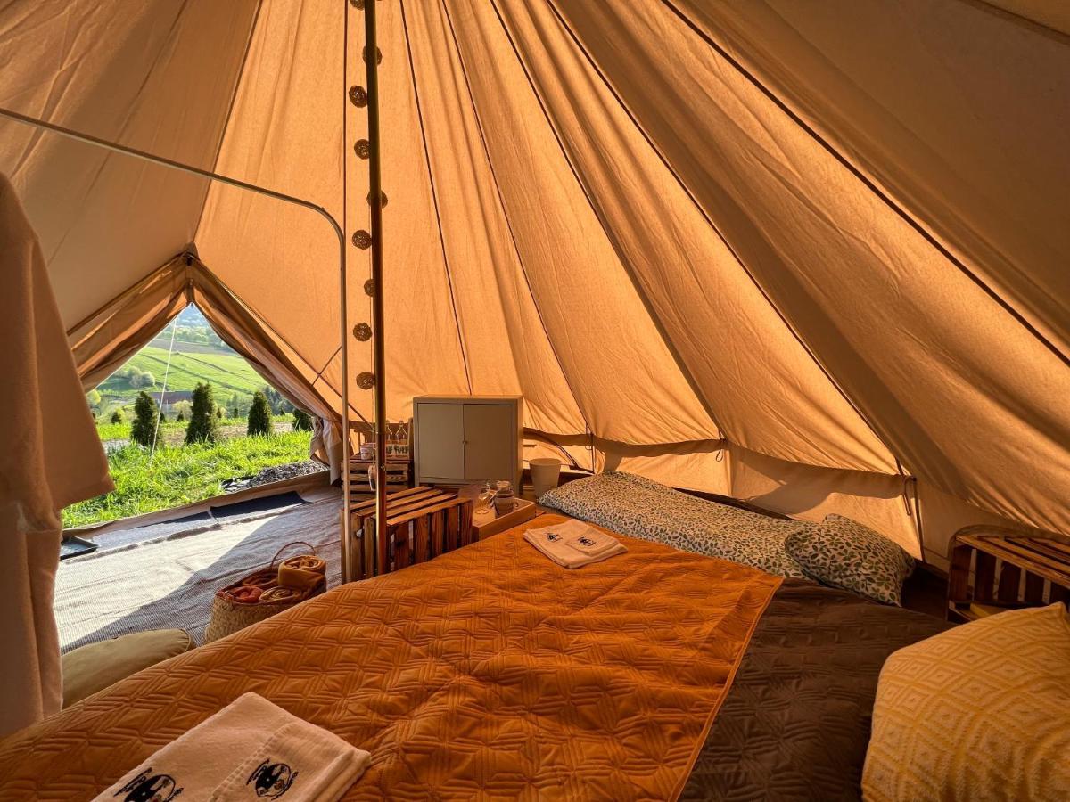 Отель Glamping Bieszczady Z Jacuzzi I Basenem Солина Экстерьер фото