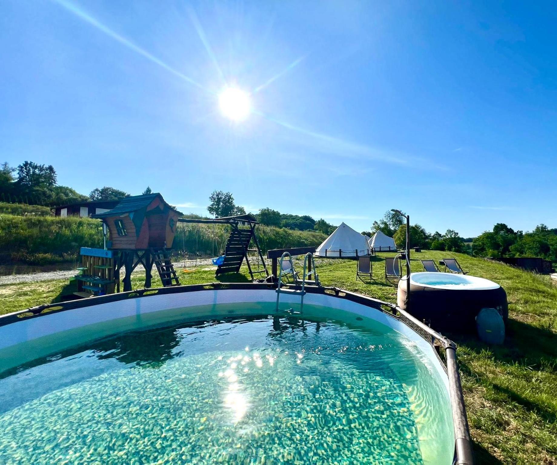 Отель Glamping Bieszczady Z Jacuzzi I Basenem Солина Экстерьер фото